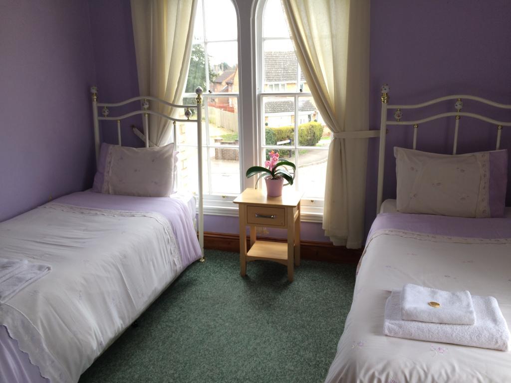 Charlotte House Hotel Пітерборо Екстер'єр фото