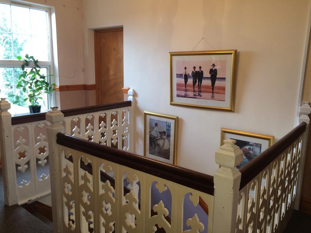 Charlotte House Hotel Пітерборо Екстер'єр фото