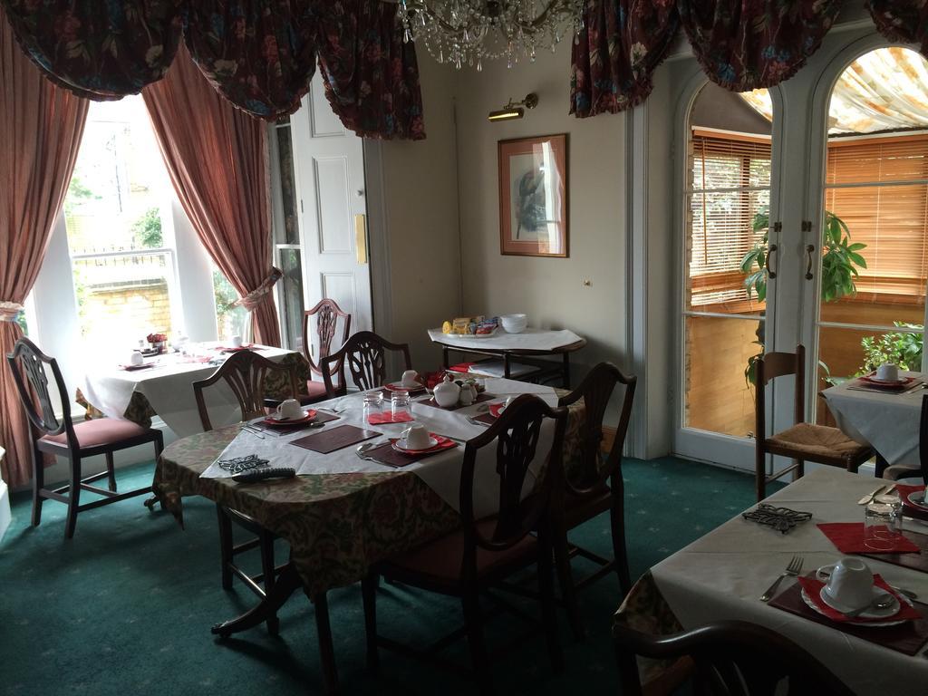 Charlotte House Hotel Пітерборо Екстер'єр фото