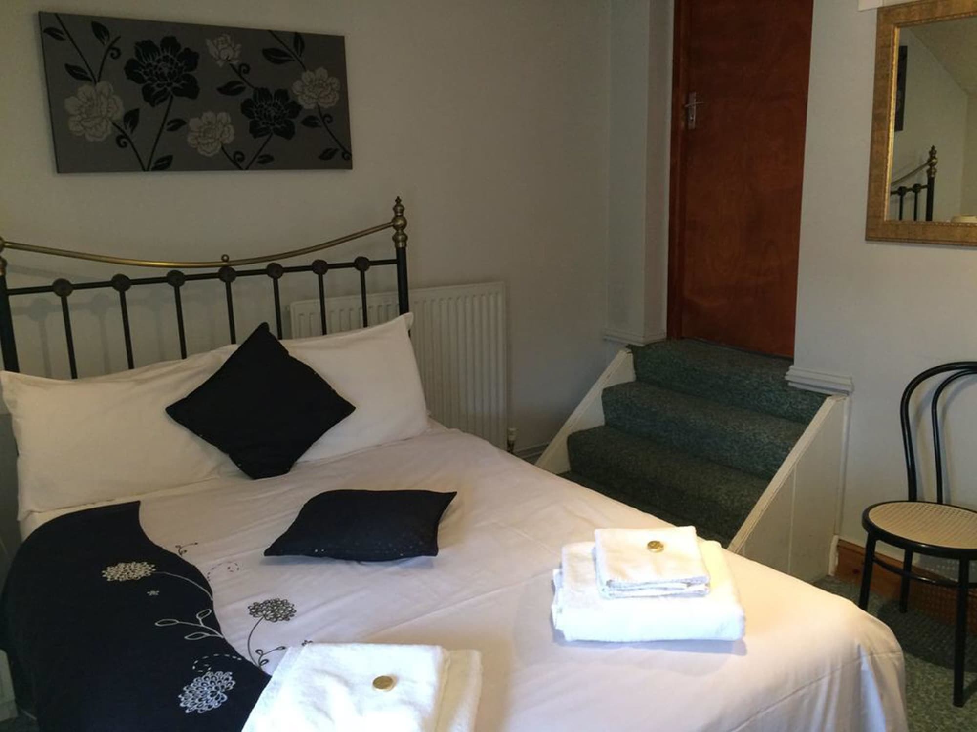 Charlotte House Hotel Пітерборо Екстер'єр фото
